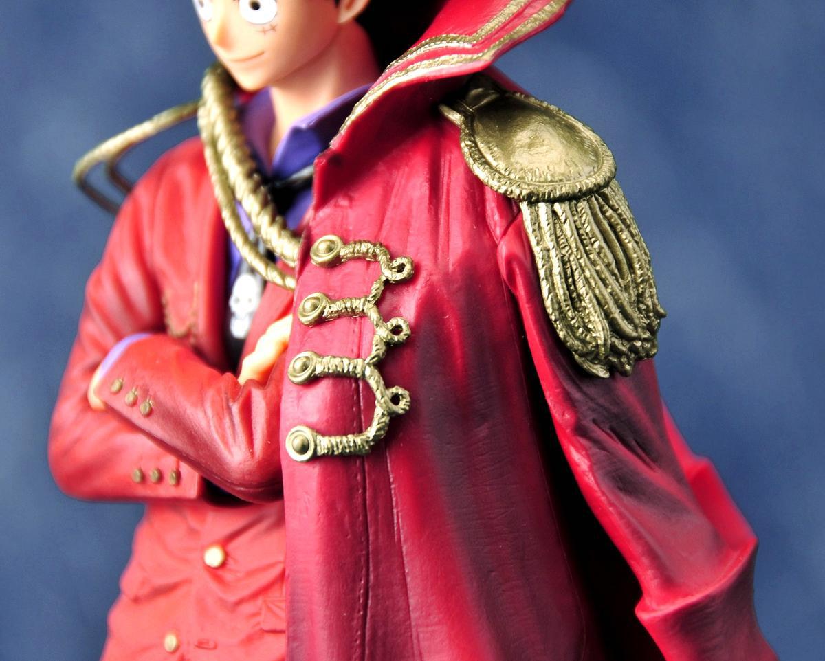 Red Cape Luffy – 20th Anniversary Edition Figurine